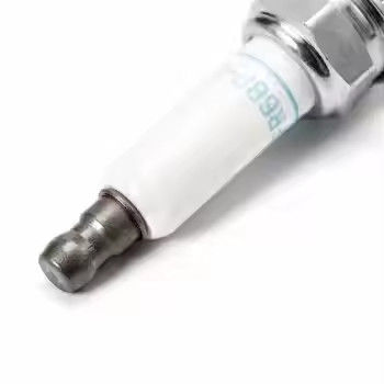 5416 LFR6AIX-11 Car Spark Plug 474Q18110 High Precision Hyundai Spark Plug